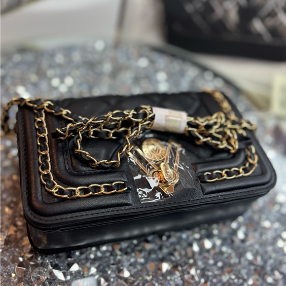 Valentino Orlandi Black Quilted Crossbody Bag - Picture 9 of 12